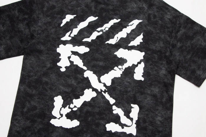 off-white t-shirt 2306041